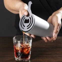 KIKKERLAND Bird Cocktail Strainer -Handy Home BA98 action