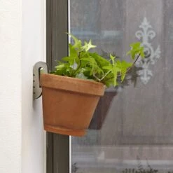 KIKKERLAND Floating Plant Hangers - Set Of 3 -Handy Home CD156 Action 6c975828 ccd0 4a08 b6a5 051be5f4c253