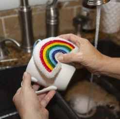 KIKKERLAND Rainbow Sponges -Handy Home CU323 Rainbowsponges Action