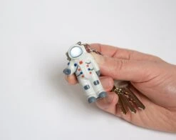KIKKERLAND Astronaut Keychain -Handy Home KRL84 AstronautKeyChain Action