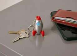KIKKERLAND Rocket Keychain -Handy Home KRL9 Rocket Keychain Action2