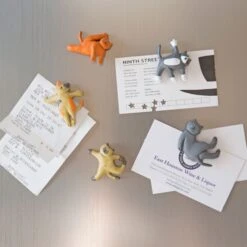 KIKKERLAND Cat Yoga Magnets