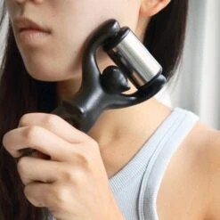 KIKKERLAND Cat Face Roller -Handy Home MN91 Action1