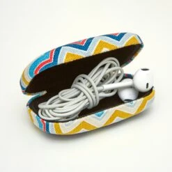 KIKKERLAND STRIPED TRAVEL CASE ASSORTED -Handy Home OR107 A TRAVEL CASE STRIPE ASST ACTION 2