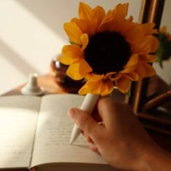 KIKKERLAND Vase Desk Pen -Handy Home ST126 Action