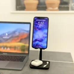 KIKKERLAND The Perfect Phone Stand - Black